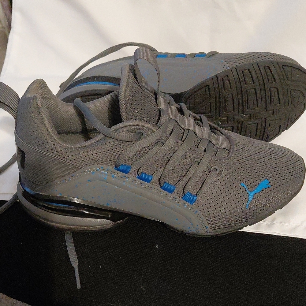 Puma Gray and Blue Women's Sneakers